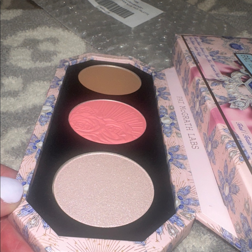 Pat McGrath Divine Blush & Bronze & Glow Trio Fleurever Nude Face Palette 🎨 New - Picture 17 of 17